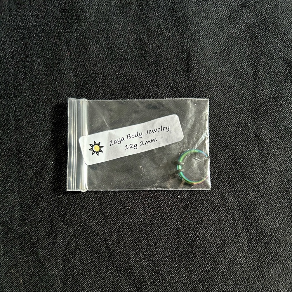 Zaya Body Jewelry 12 gauge septum pincher ring